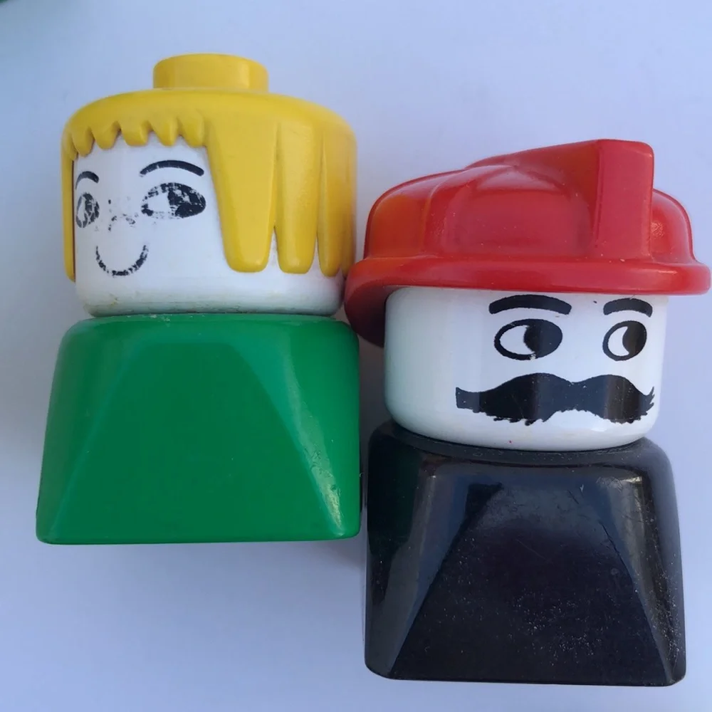 LEGO Duplo 1977 Farm Vintage Duplo Horse Sheep Mustache Man and wife 1977